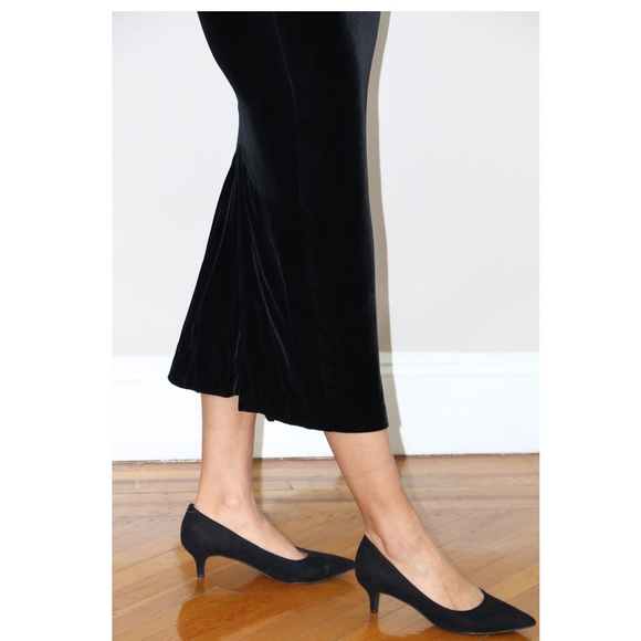 Vintage OMO NORMA KAMALI Black Velvet Skirt - Picture 3 of 8